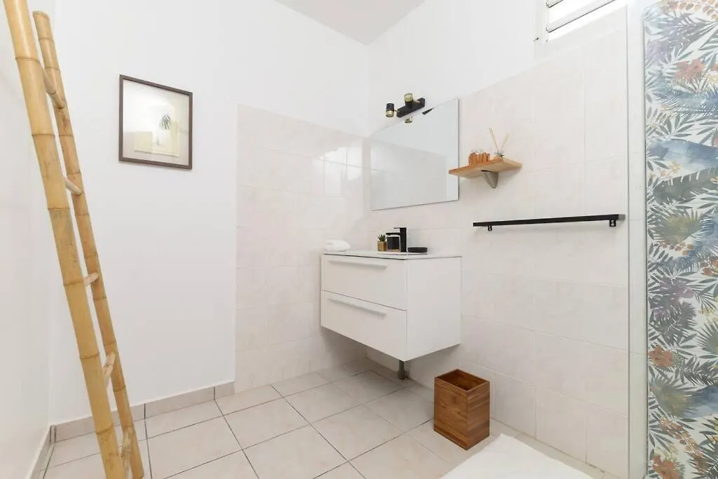 Villa Aioli Confortable Avec Piscine Sainte-Rose 0*,